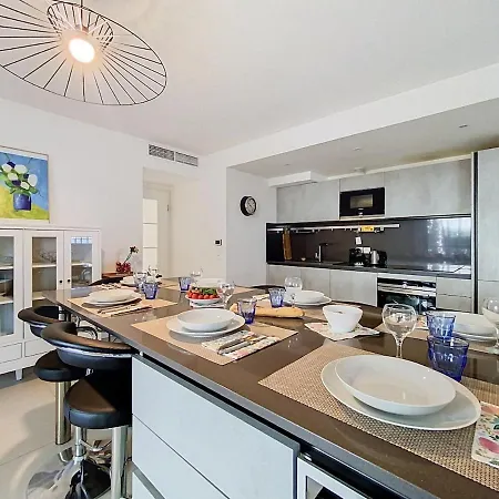 Bay Side Adresse D'exception En Bord De Apartman