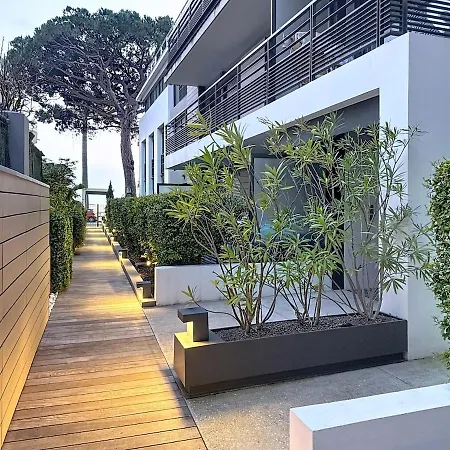Bay Side Adresse D'exception En Bord De Apartman